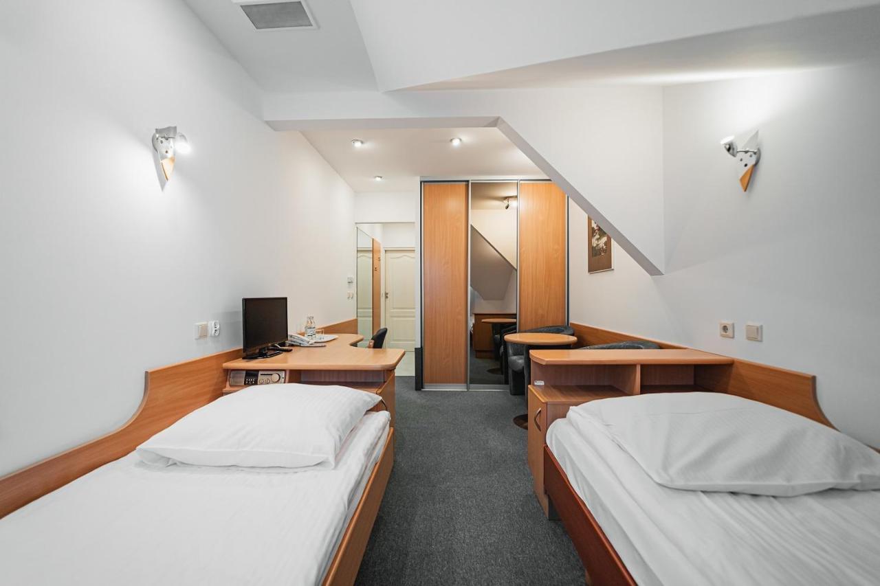 Elita Hotel & Restauracja Iwonicz-Zdrój 외부 사진
